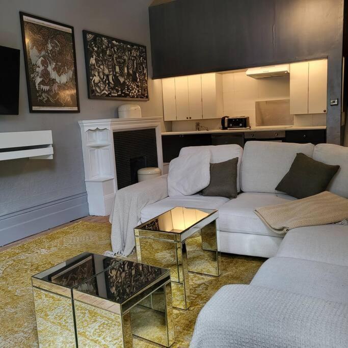5 Luxury Spacious Loft - Prime Location - Comfortable Bed & Sofa 布赖顿 外观 照片