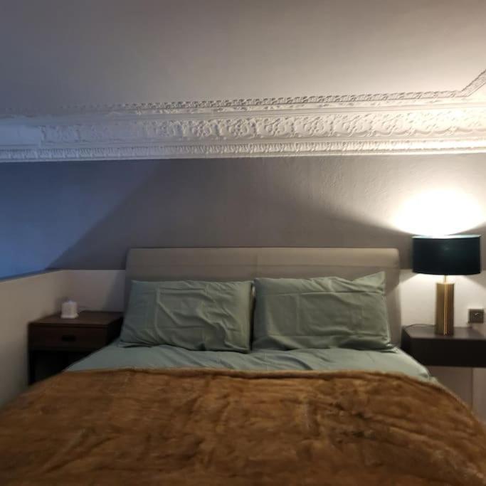 5 Luxury Spacious Loft - Prime Location - Comfortable Bed & Sofa 布赖顿 外观 照片