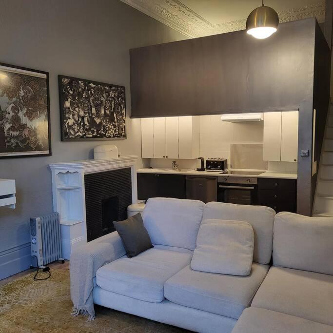 5 Luxury Spacious Loft - Prime Location - Comfortable Bed & Sofa 布赖顿 外观 照片