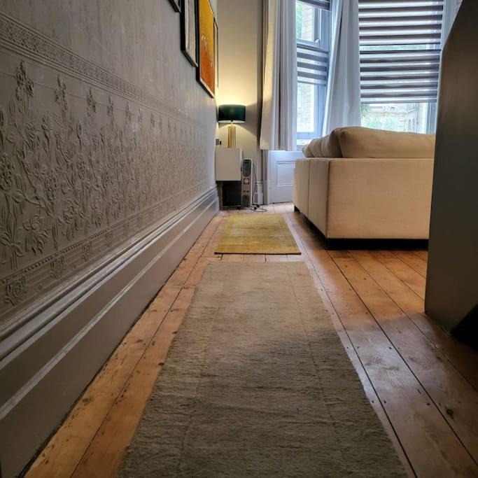 5 Luxury Spacious Loft - Prime Location - Comfortable Bed & Sofa 布赖顿 外观 照片